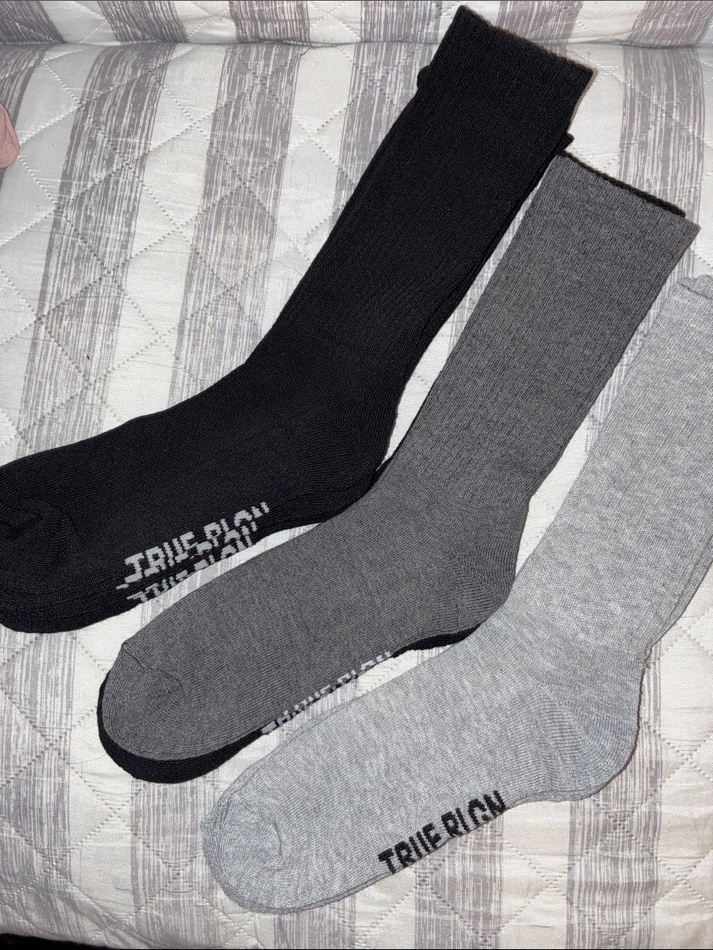 Men's Crew Socks - Black, Dark Gray & Light Gray -7 pairs true religion M/L